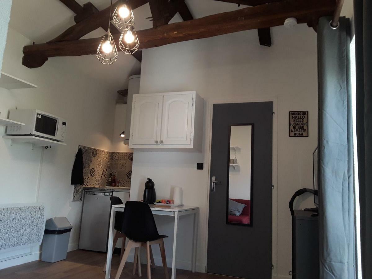 Ferienwohnung Studio Augouard, plein centre Poitiers Exterior foto